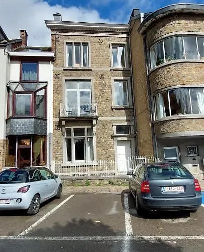 Entre 2 Ourthes דירה